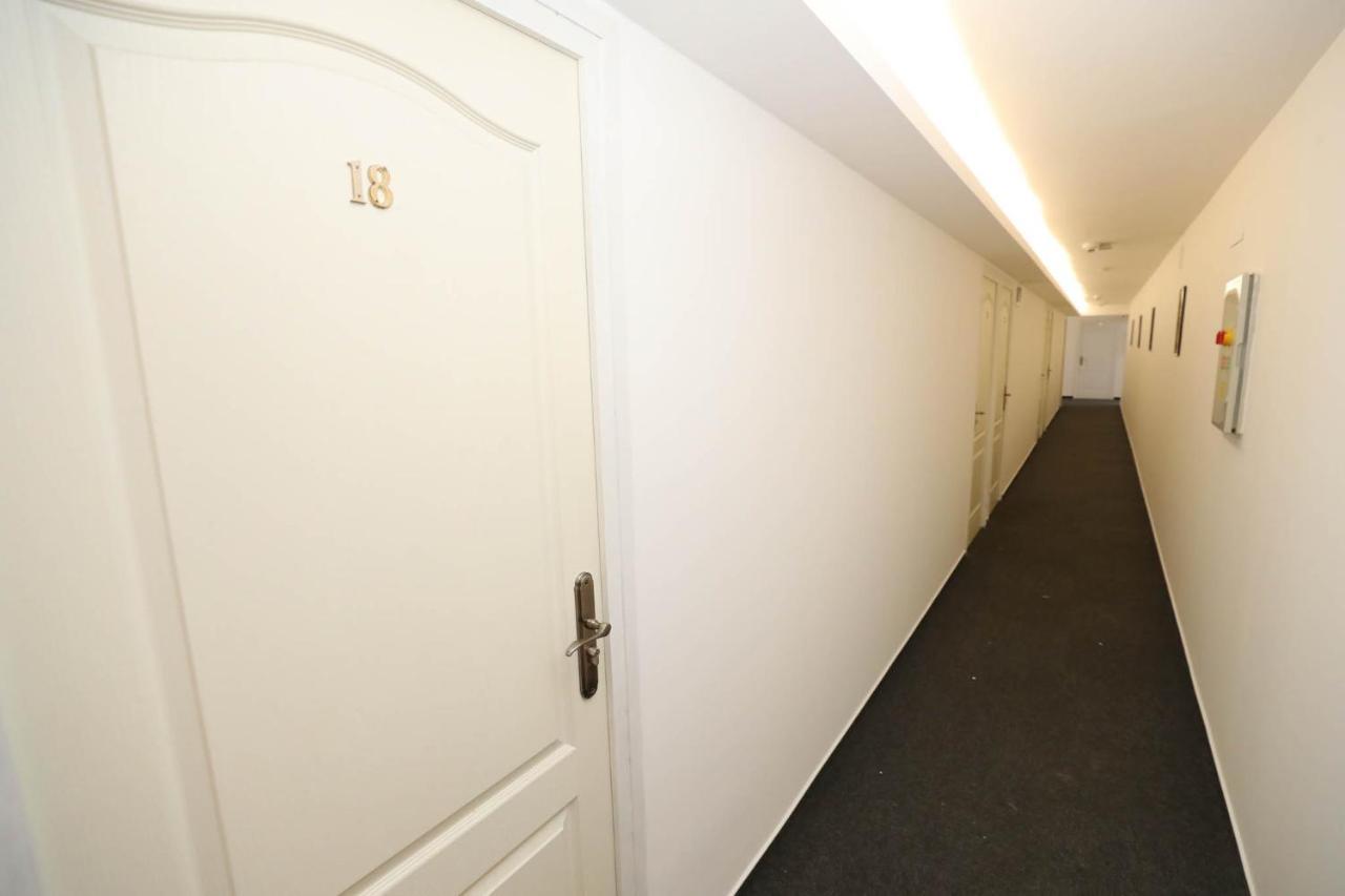 Hotel California Budapest Extérieur photo