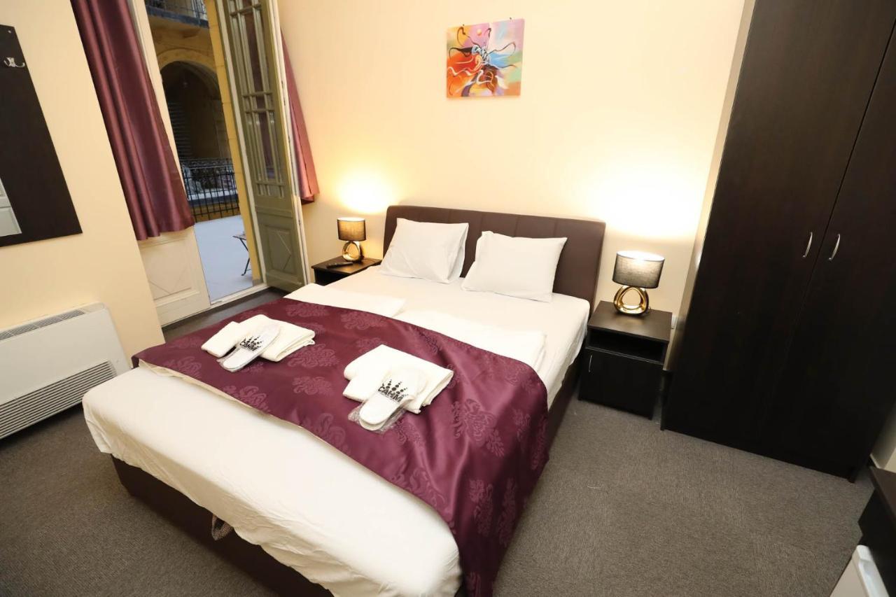 Hotel California Budapest Extérieur photo