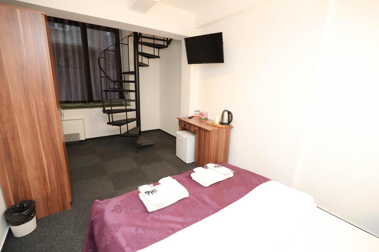 Hotel California Budapest Extérieur photo