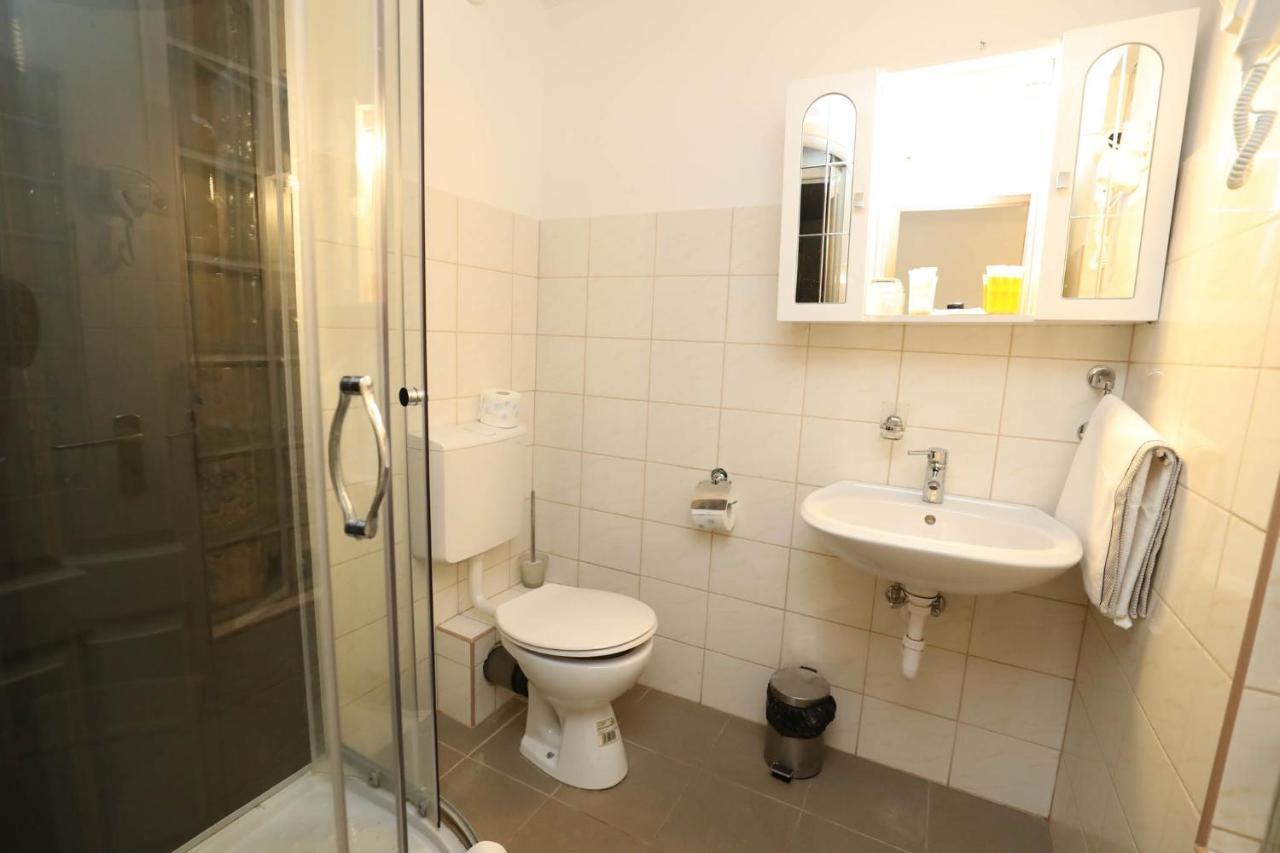 Hotel California Budapest Extérieur photo