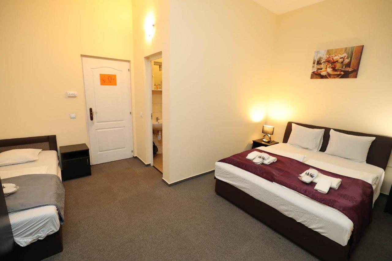 Hotel California Budapest Extérieur photo